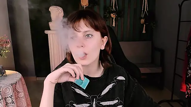 LolaAsmus online show from 03-18-25, 01:42