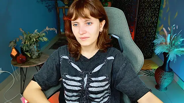 LolaAsmus online show from 10-15-25, 05:18