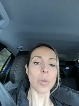 Annelibre online show from 01-01-25, 10:00