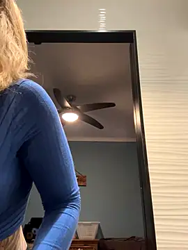 Annelibre online show from 11-02-25, 06:49