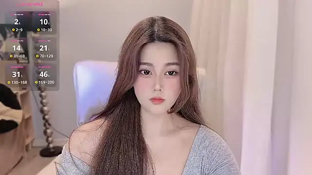 Strawberrybabyy1 online show from 12-27-24, 12:01