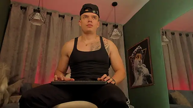 Snapshot of Jake_Tylerr_ chatting on 06-17-26, 02:18 Jake Tylerr online show from 06-17-26, 02:18