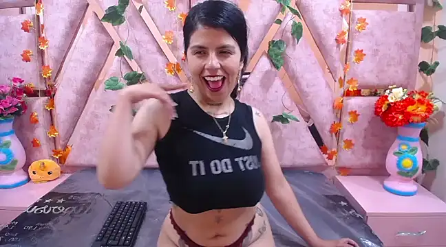 CataleyaLars20 online show from 02-14-25, 12:25