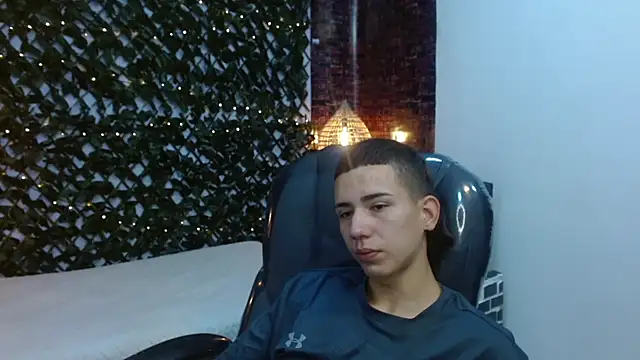 JackSwan18 online show from 12-02-24, 01:24