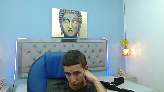 JackSwan18 online show from 01-20-25, 04:32