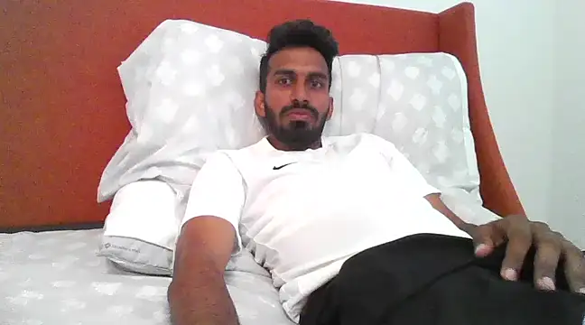 Snapshot of skinny__boy__ chatting on 02-18-25, 09:09 skinny boy online show from 02-18-25, 09:09