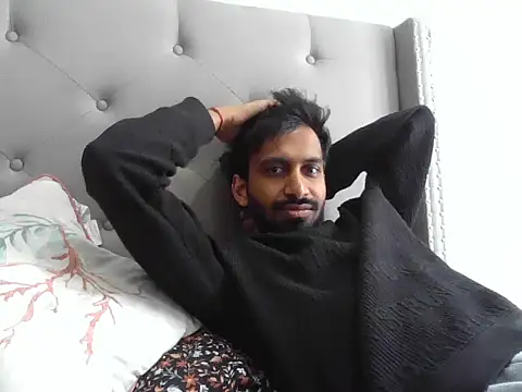 Snapshot of skinny__boy__ chatting on 02-10-26, 05:17 skinny boy online show from 02-10-26, 05:17