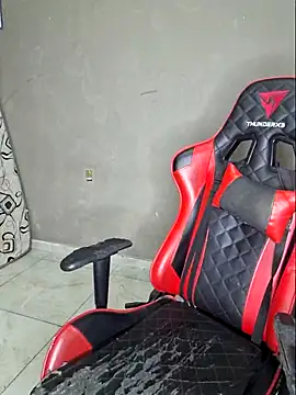 luuhcat09 online show from 11-20-25, 10:42