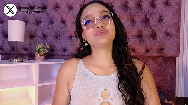 EMILYY FOXY online show from 05-21-26, 08:05