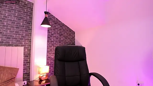 Dantesuarez28 online show from 04-16-26, 02:34