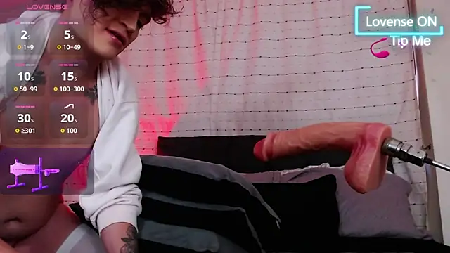 Hornymoan online show from 03-19-26, 10:47