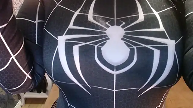 Sofiacowperx online show from 10-25-25, 06:57