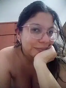 Carliina Soussa online show from 04-24-26, 12:02