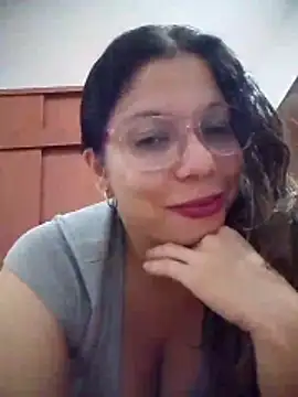 Snapshot of Carliina_Soussa chatting on 04-26-26, 05:32 Carliina Soussa online show from 04-26-26, 05:32