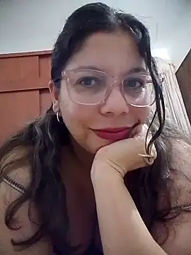 Snapshot of Carliina_Soussa chatting on 04-30-26, 11:53 Carliina Soussa online show from 04-30-26, 11:53
