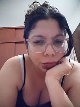 Snapshot of Carliina_Soussa chatting on 05-04-26, 11:45 Carliina Soussa online show from 05-04-26, 11:45