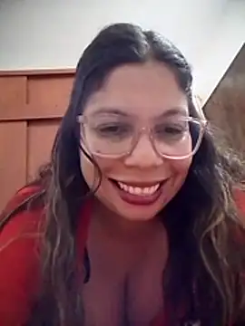 Snapshot of Carliina_Soussa chatting on 05-07-26, 11:21 Carliina Soussa online show from 05-07-26, 11:21