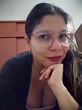 Snapshot of Carliina_Soussa chatting on 05-09-26, 10:48 Carliina Soussa online show from 05-09-26, 10:48