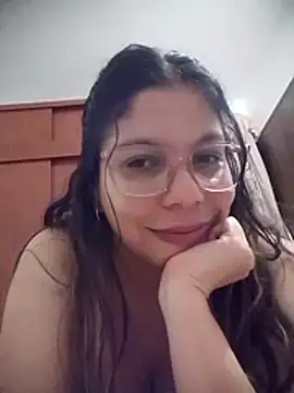 Snapshot of Carliina_Soussa chatting on 05-15-26, 11:01 Carliina Soussa online show from 05-15-26, 11:01