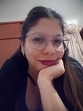 Snapshot of Carliina_Soussa chatting on 05-21-26, 12:28 Carliina Soussa online show from 05-21-26, 12:28