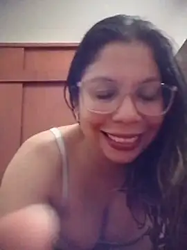 Snapshot of Carliina_Soussa chatting on 05-26-26, 12:17 Carliina Soussa online show from 05-26-26, 12:17