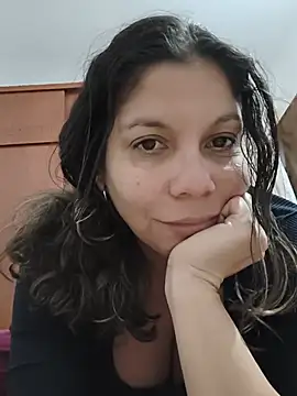Snapshot of Carliina_Soussa chatting on 07-03-26, 10:38 Carliina Soussa online show from 07-03-26, 10:38