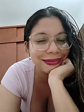 Snapshot of Carliina_Soussa chatting on 07-05-26, 11:01 Carliina Soussa online show from 07-05-26, 11:01