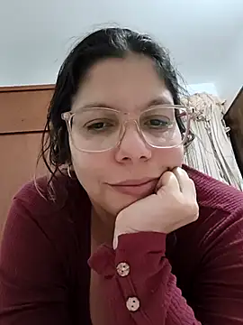 Snapshot of Carliina_Soussa chatting on 07-29-26, 11:58 Carliina Soussa online show from 07-29-26, 11:58