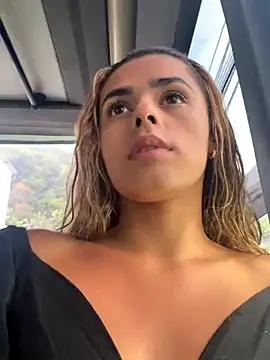 Snapshot of ZoeJohnsoon chatting on 11-18-25, 09:19 ZoeJohnsoon online show from 11-18-25, 09:19