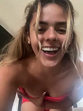 Snapshot of ZoeJohnsoon chatting on 11-24-25, 04:40 ZoeJohnsoon online show from 11-24-25, 04:40