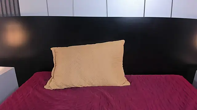 liz goth online show from 01-16-25, 01:14