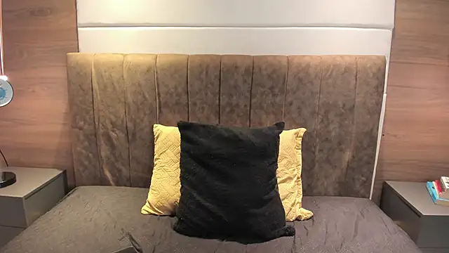 liz goth online show from 03-14-25, 01:57