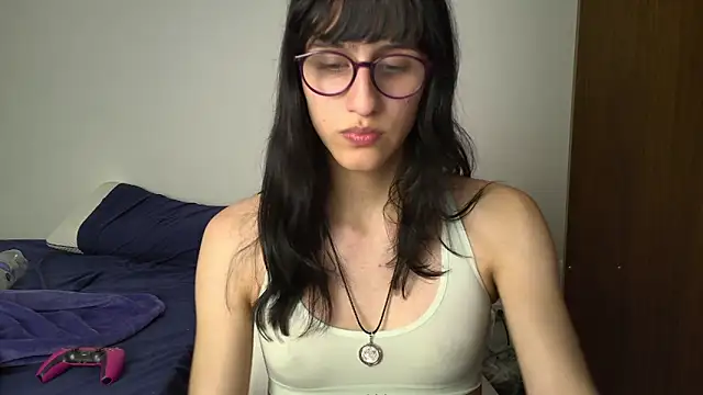 Snapshot of Alice_love29 chatting on 01-17-25, 12:10 Alice love29 online show from 01-17-25, 12:10