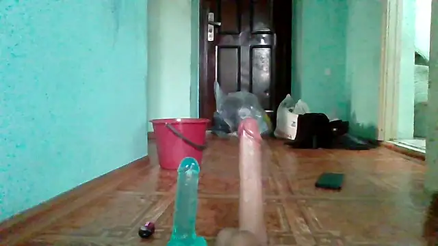 Snapshot of MikaKors chatting on 01-12-25, 10:45 MikaKors online show from 01-12-25, 10:45