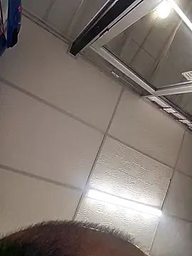 Adanavieidra online show from 04-25-26, 10:29