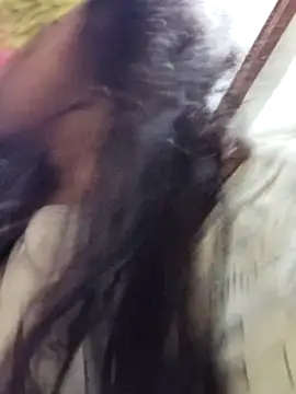 Snapshot of illay_love chatting on 03-10-25, 05:33 illay love online show from 03-10-25, 05:33