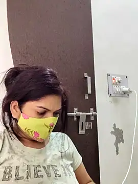 Snapshot of illay_love chatting on 03-10-25, 09:32 illay love online show from 03-10-25, 09:32