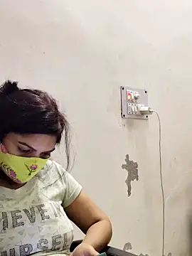 Snapshot of illay_love chatting on 03-10-25, 04:57 illay love online show from 03-10-25, 04:57