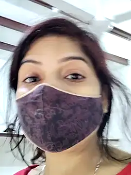 Snapshot of illay_love chatting on 03-13-25, 04:38 illay love online show from 03-13-25, 04:38