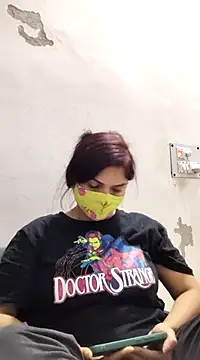 Snapshot of illay_love chatting on 03-18-25, 04:37 illay love online show from 03-18-25, 04:37