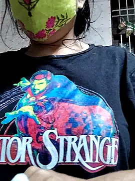 Snapshot of illay_love chatting on 03-19-25, 03:30 illay love online show from 03-19-25, 03:30