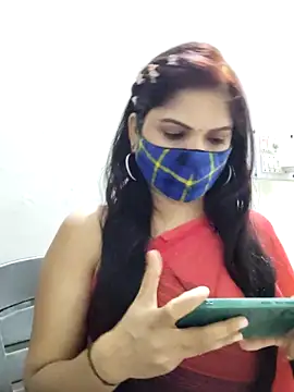 Snapshot of illay_love chatting on 03-19-25, 04:34 illay love online show from 03-19-25, 04:34