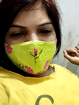 Snapshot of illay_love chatting on 03-21-25, 02:39 illay love online show from 03-21-25, 02:39