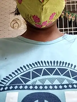 Snapshot of illay_love chatting on 09-26-25, 06:17 illay love online show from 09-26-25, 06:17