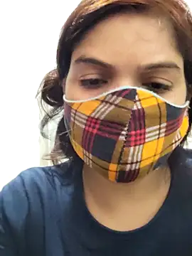 Snapshot of illay_love chatting on 09-28-25, 06:41 illay love online show from 09-28-25, 06:41