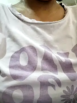 Snapshot of illay_love chatting on 09-29-25, 06:51 illay love online show from 09-29-25, 06:51