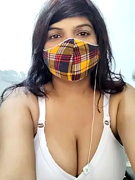 Snapshot of illay_love chatting on 10-05-25, 08:12 illay love online show from 10-05-25, 08:12