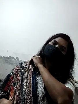 Snapshot of illay_love chatting on 10-20-25, 04:29 illay love online show from 10-20-25, 04:29