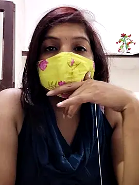 Snapshot of illay_love chatting on 10-25-25, 05:40 illay love online show from 10-25-25, 05:40