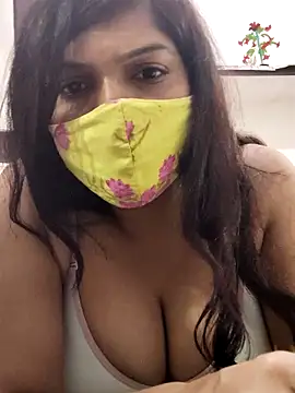 Snapshot of illay_love chatting on 10-29-25, 06:20 illay love online show from 10-29-25, 06:20